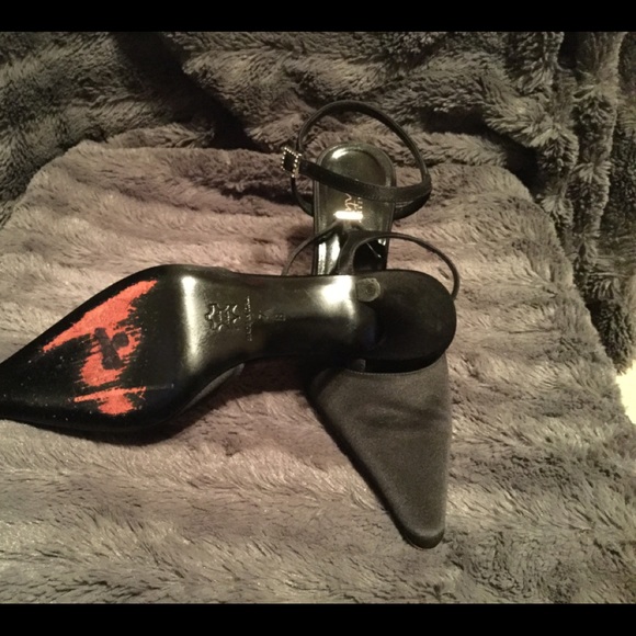 Ladies low heel pump - Picture 4 of 6